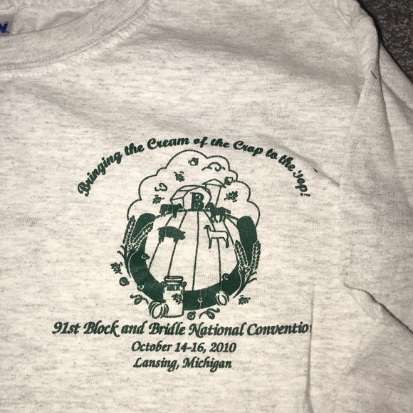 Block & Bridle Longsleeve T-shirt - Picture 3 of 5